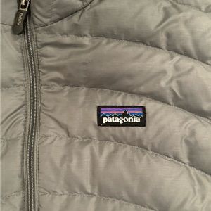 COPY - Patagonia down jacket -Medium - grey